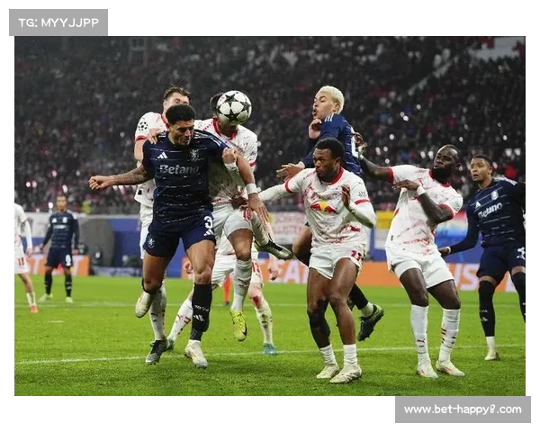 德甲欧冠席位争夺白热化，莱比锡斯图加特陷四队混战